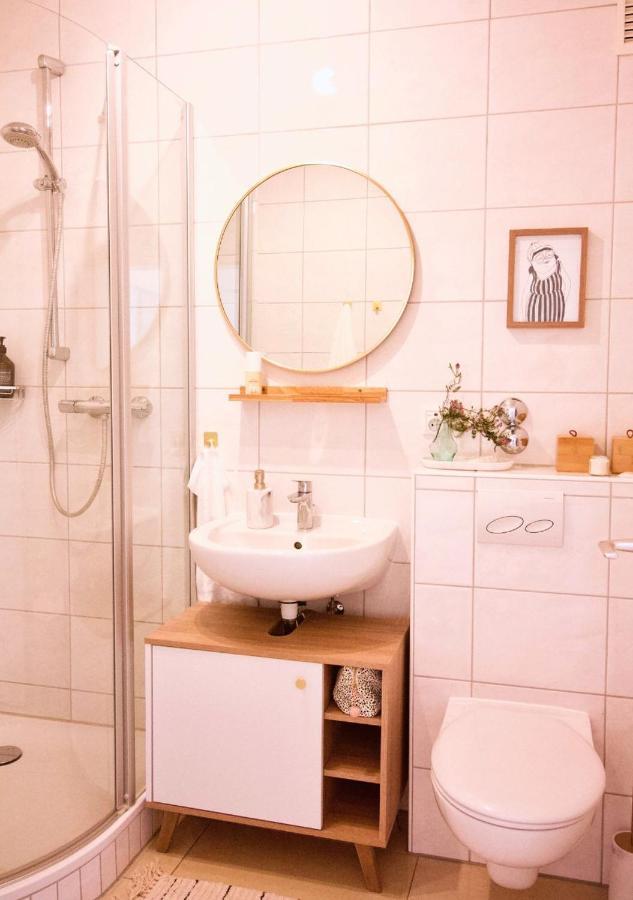 Apartment Mit Balkon - Netflix - Nahe Messe Duesseldorf Krefeld Eksteriør bilde
